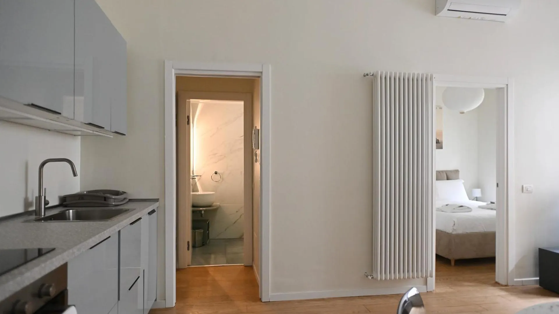 Apartament L'Arche Comfort & Relax - Urban Avenue House Mediolan
